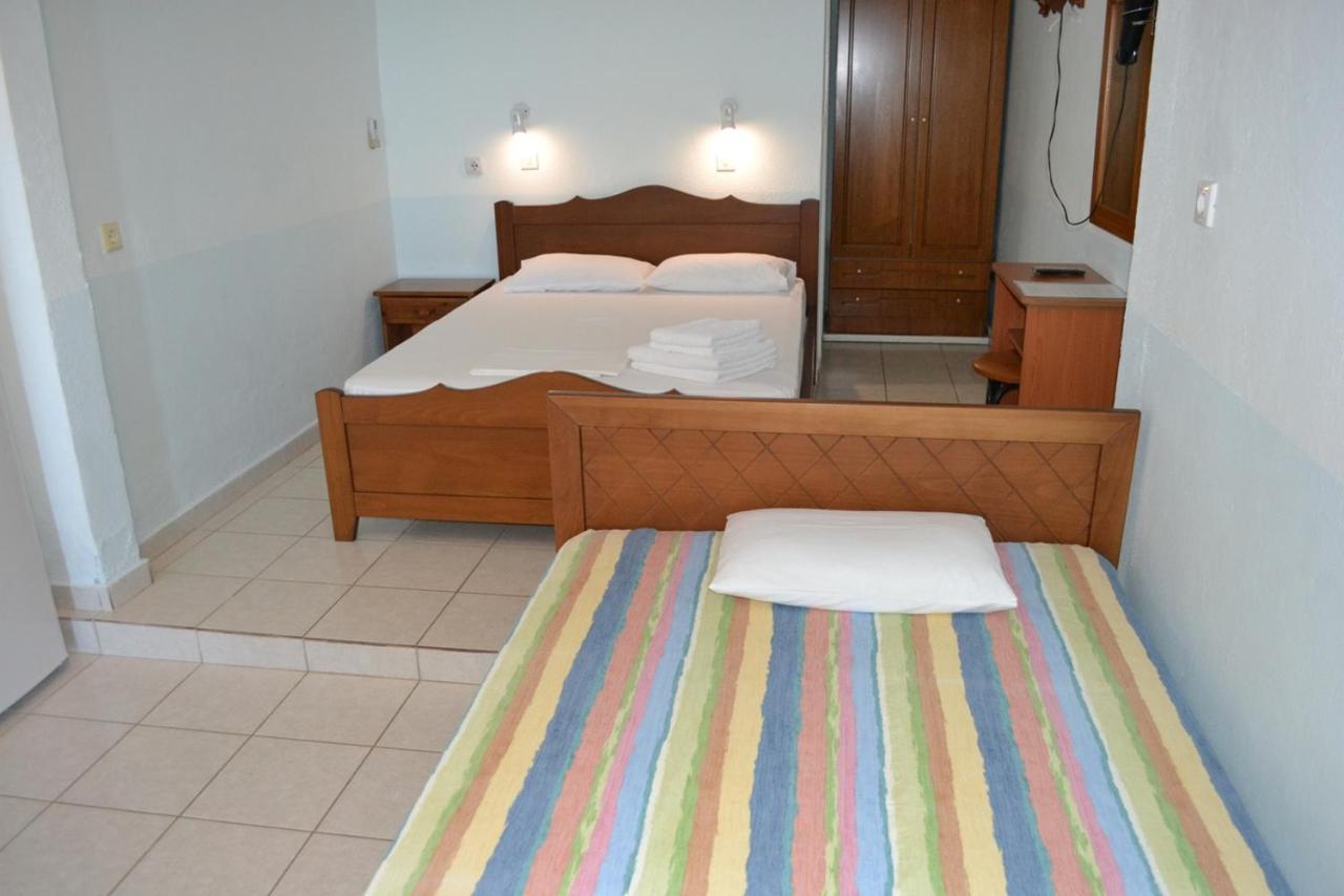 Nikos Rooms Kallithea Kallithea  Esterno foto